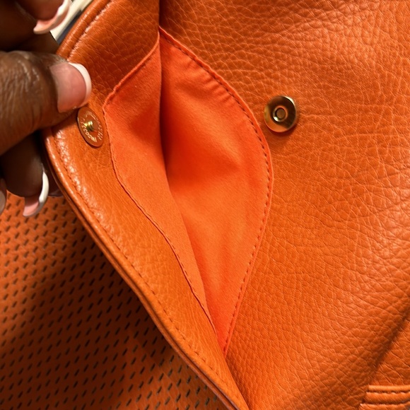 One And Double Strap Backpack material vegan by Metro Muse - Picture 6 of 14